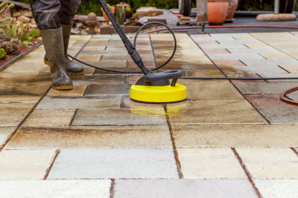 Best Driveway Pressure Washing  in Navarre, OH